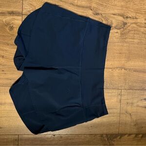 Lululemon Speed up 4in size 6 Navy Blue